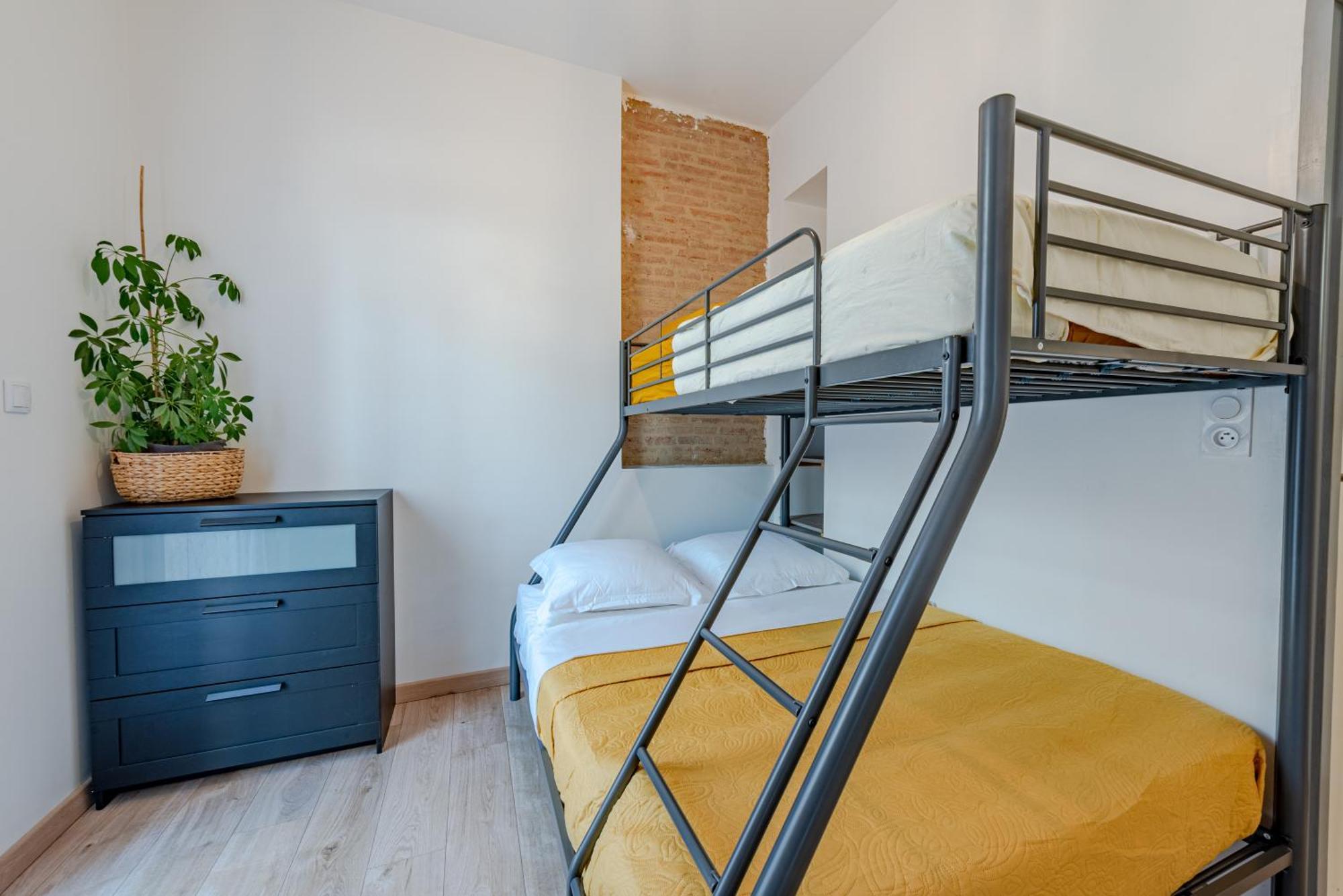 Chic Family - Neuf & Moderne - Parking Wifi Centre Ville Gare Tgv - Confort Ideal Famille - Offre Speciale Perpignan Exterior photo